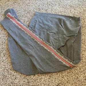 Aerie Leggings with Orange Pattern